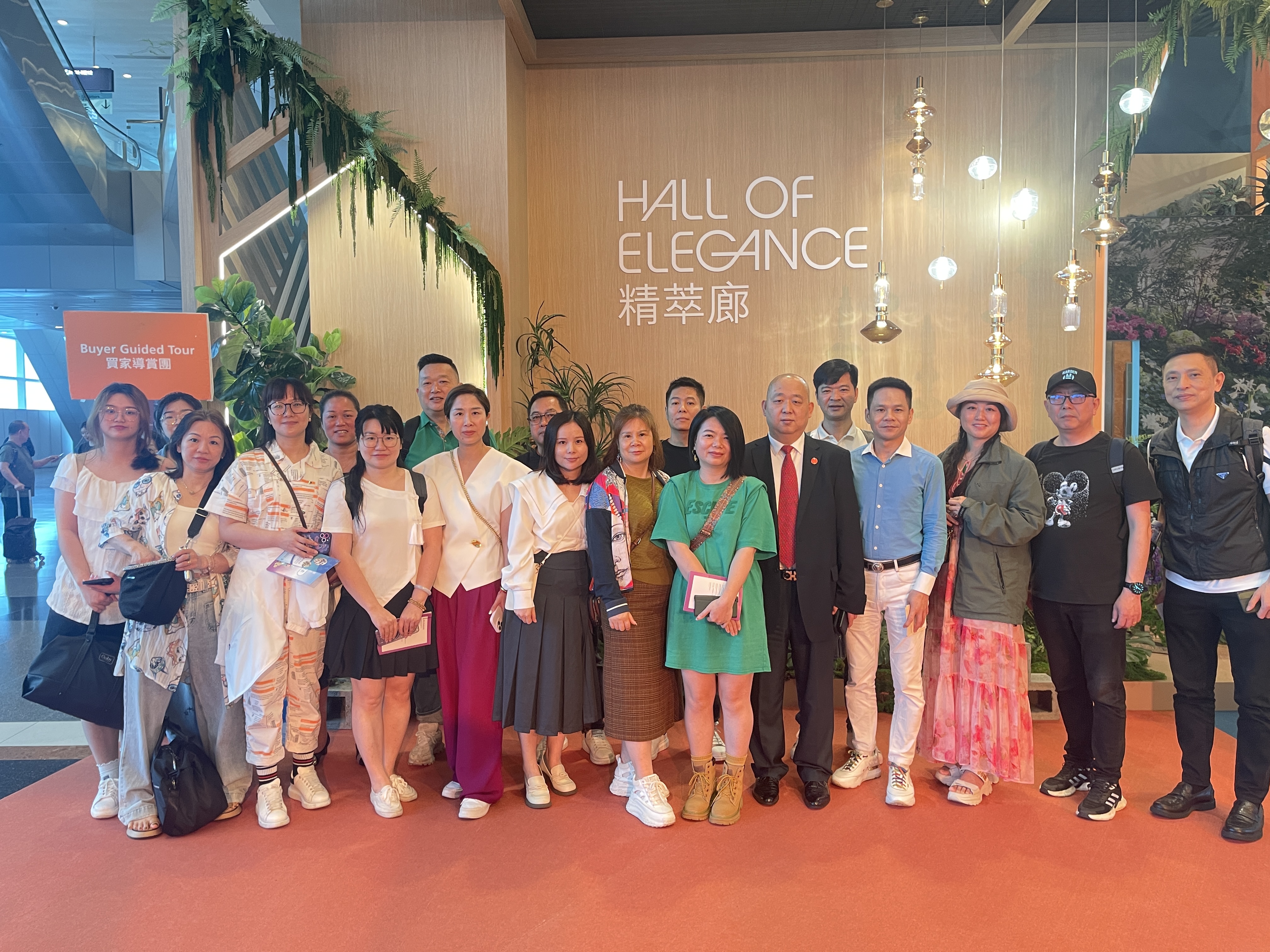 广东省内衣协会会员企业组团参观中国（深圳）国际品牌内衣展、香港时装节2024！